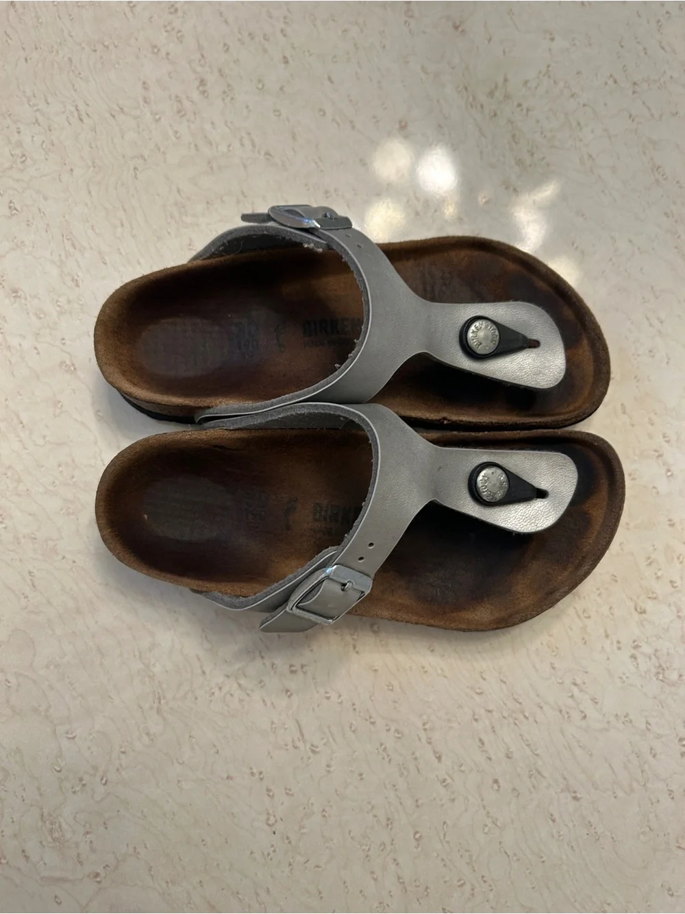 Kids Birkenstock gizeh silver sandals